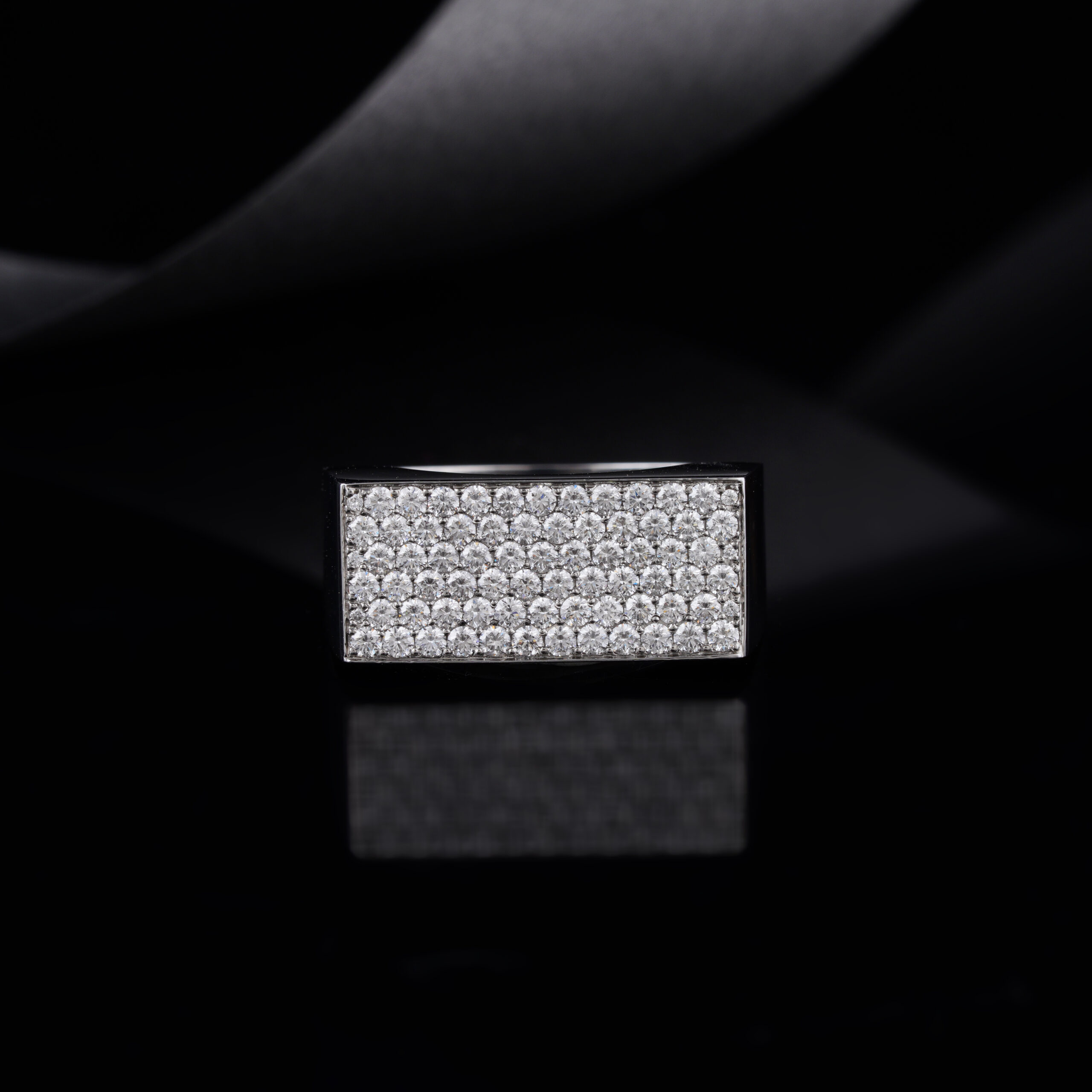 The Business Magnate Ring With Lab-Grown Diamonds