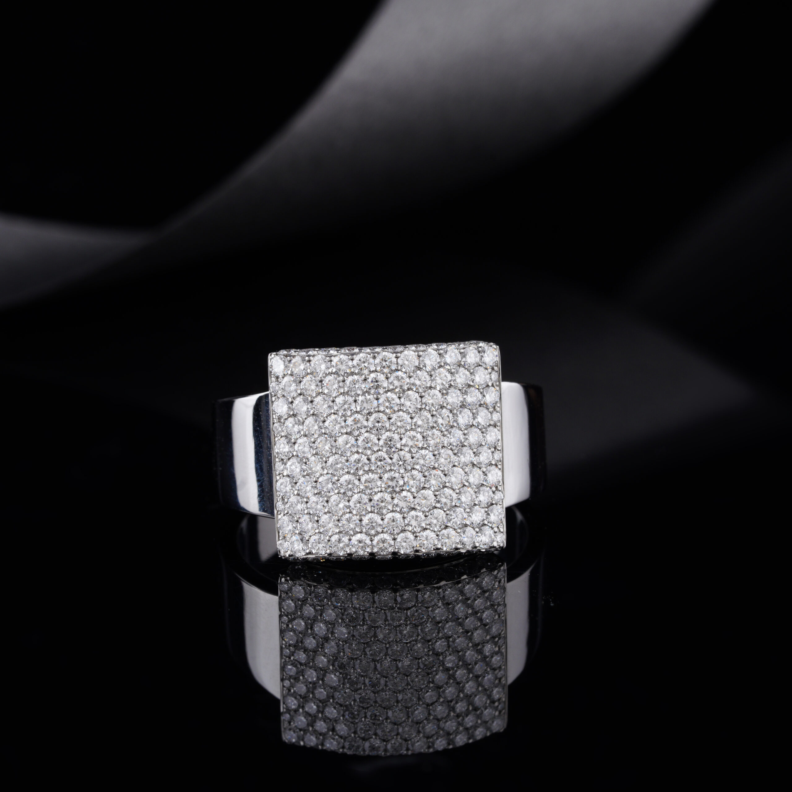 Elite Men’s Lab-Grown Diamond Ring