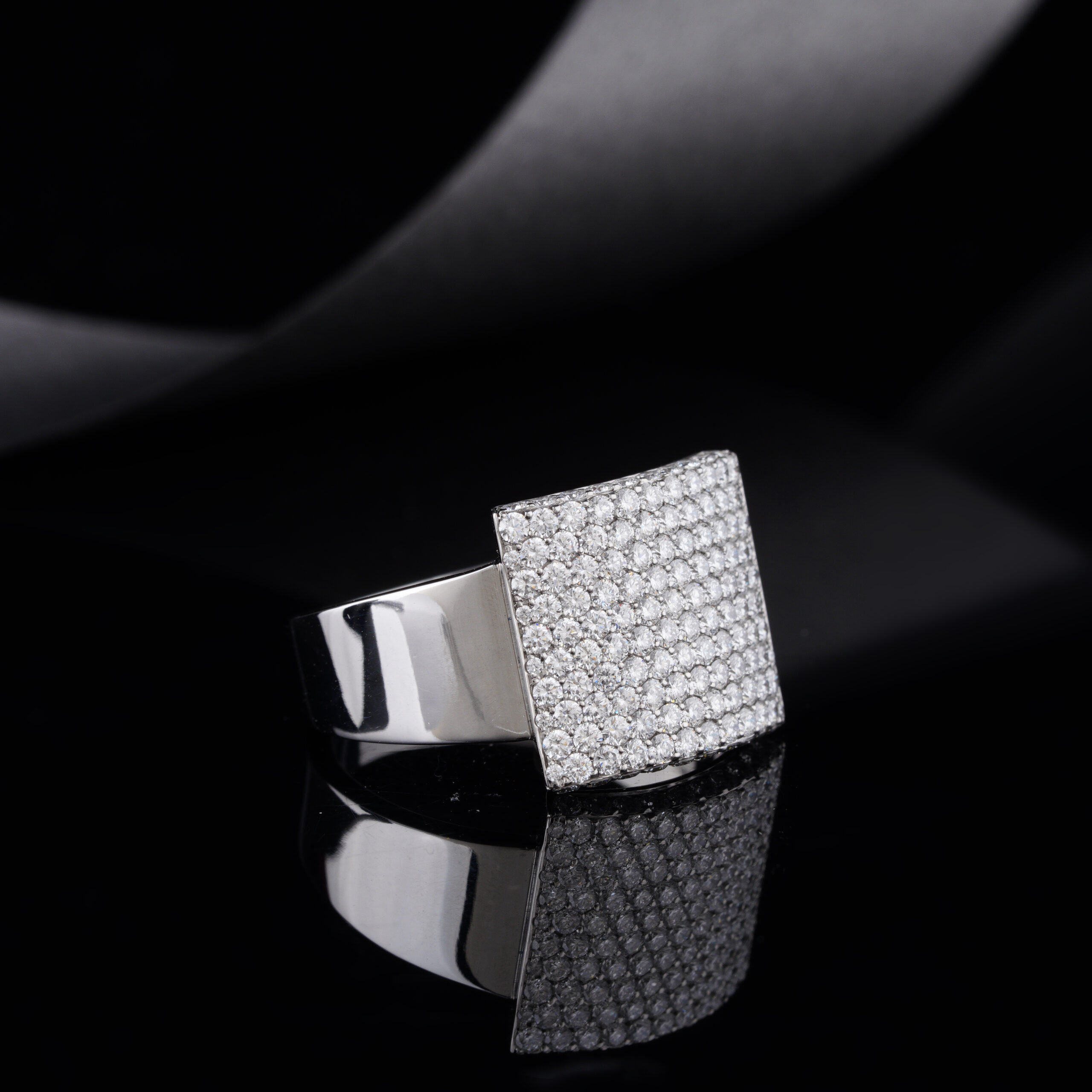 Elite Men’s Lab-Grown Diamond Ring - Image 3
