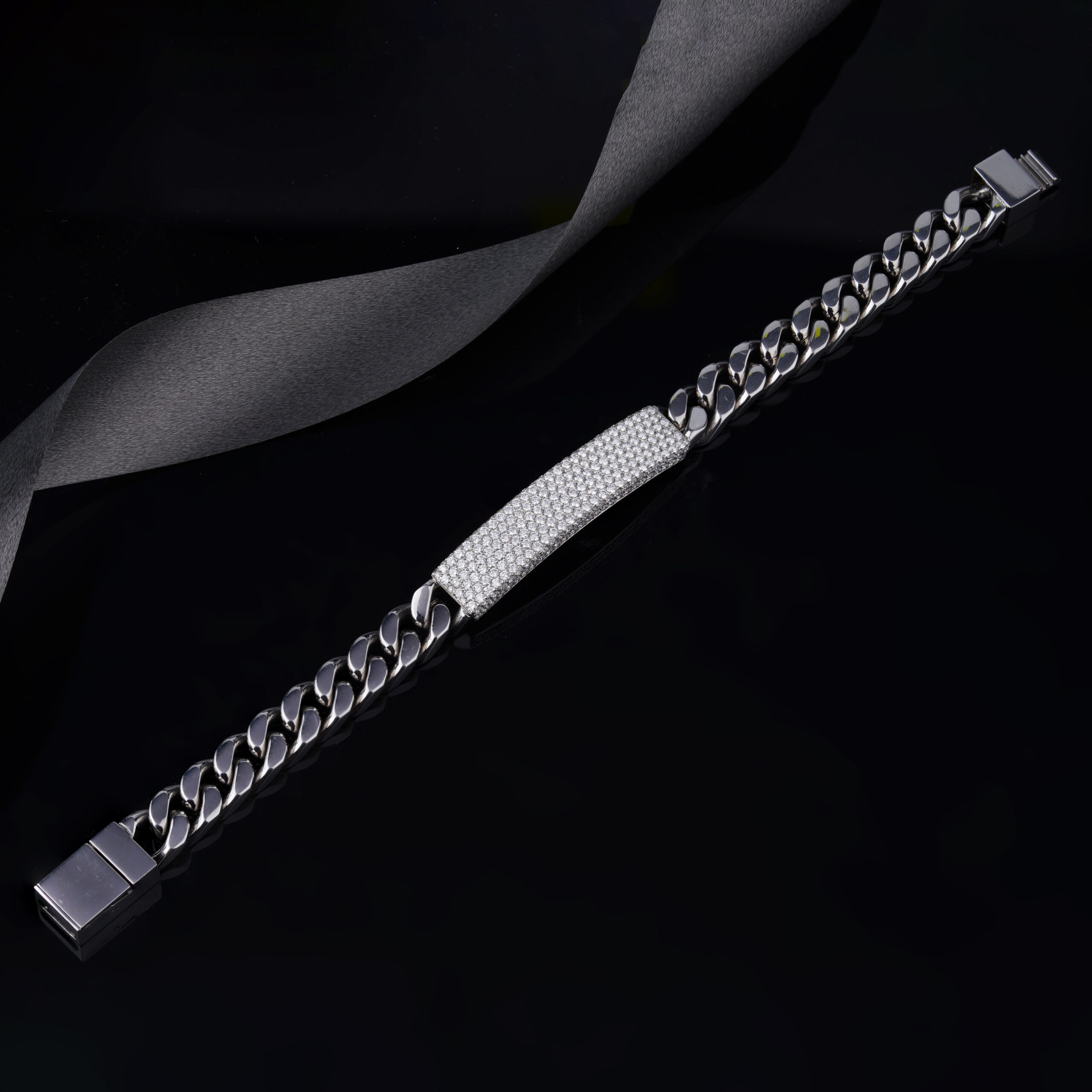 Cuuban Surgical Stainless steel Bracelet with Lab-Grown Diamonds - Image 4