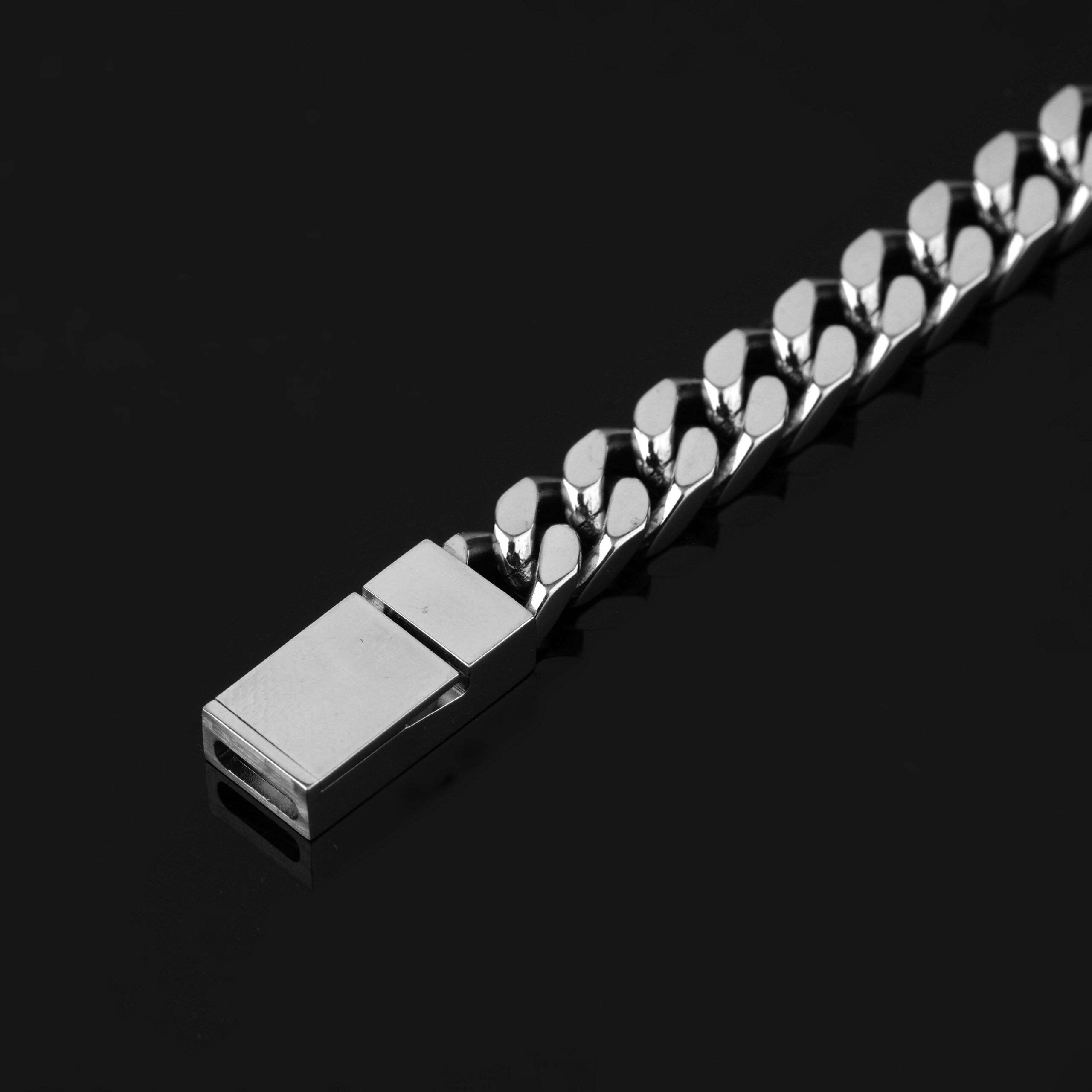 Cuban Bracelet in Surgical Stainless steel with Lab-grown Diamonds - Image 4