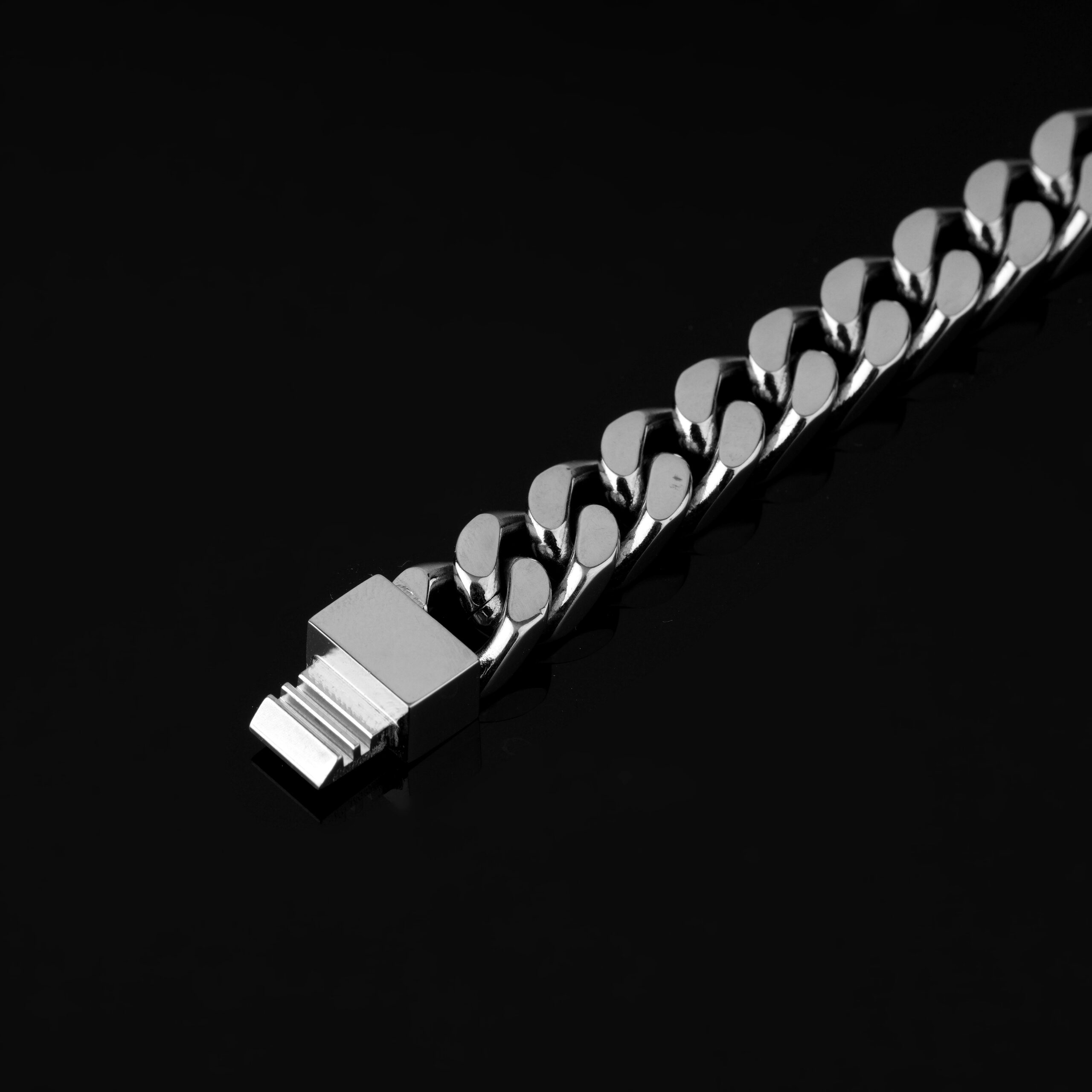 Surgical Stainless steel Men's Semi-Solid Cuban Bracelet with Lab-grown Diamond - Image 4