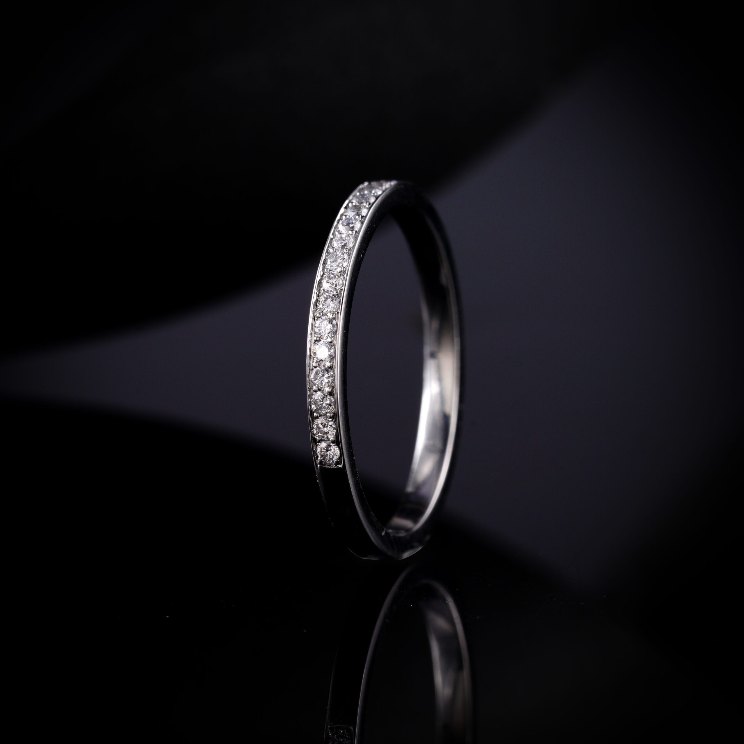 A Glistening Surgical Stainless steel with lab grown diamond Classic Band - Image 4